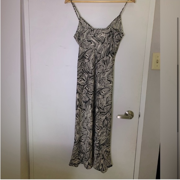 Wilfred Only Slip Dress - Picture 3 of 4